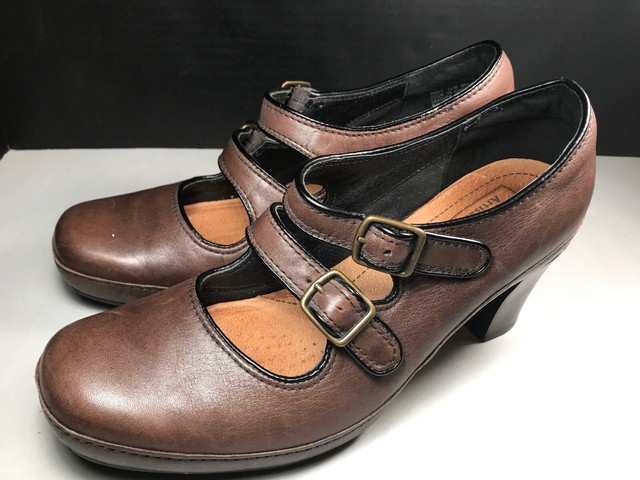 Clarks Artisan Brown Leather Double Strap Mary Jane Pump 85049 8.5 | eBay