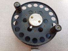 WELL MADE UNNAMED 3.5” WIDE SPOOL ‘AERIAL TYPE’ REEL-TWIN HANDLES & ON/OFF CHECK