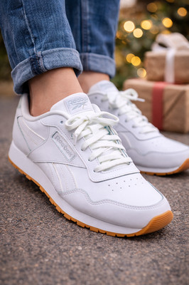 Reebok Glide Shoes Womens 7 White Gum Sole MemoryTech Sneakers GV6992