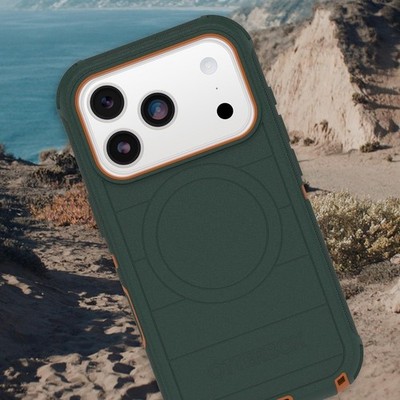 OtterBox iPhone 17 Pro (Only)Bundle: Defender Series Pro Case