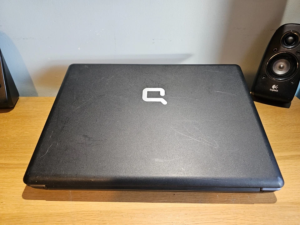 15" Compaq Presario C765EM Celeron Vintage Retro Legacy Windows 7 Laptop - Image 4 of 4