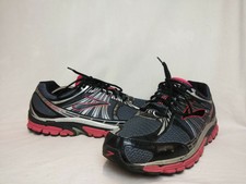 brooks beast 13 red
