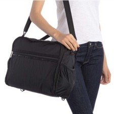 Mochila convertible bolsa de pañales LeSportsac negra Rebecca