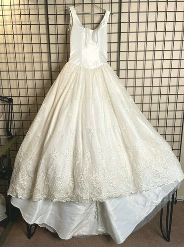 NEW NWT Beautiful White Satin/Lace Wedding Gown/Dress Alfred Angelo #1473 Size 4