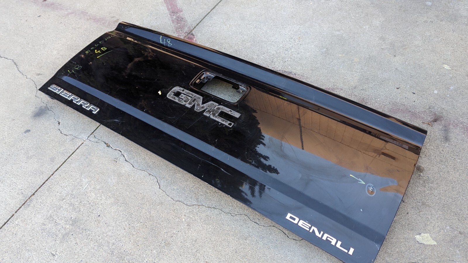 20142019 Chevy Silverado GMC Sierra Tailgates OEM BLACK (48) eBay