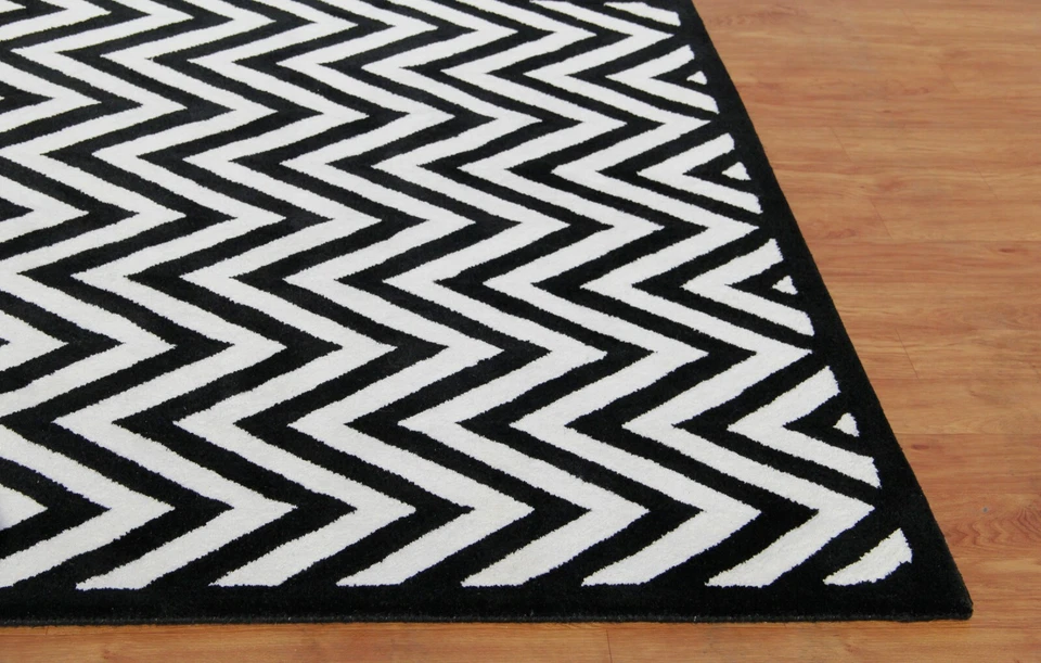 Nueva alfombra Chevron Zig Zag negra moderna acolchada a mano 100 % lana suave Foto 4 de 4