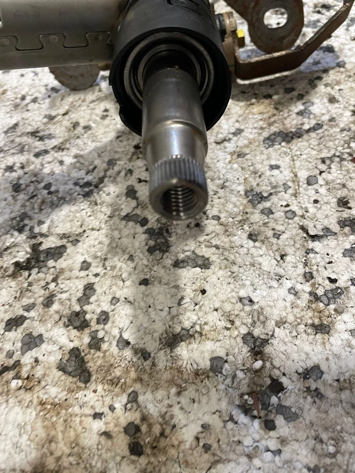 Peugeot 206 2003 1,4 LX columna de dirección automática H3A Foto 2 de 4