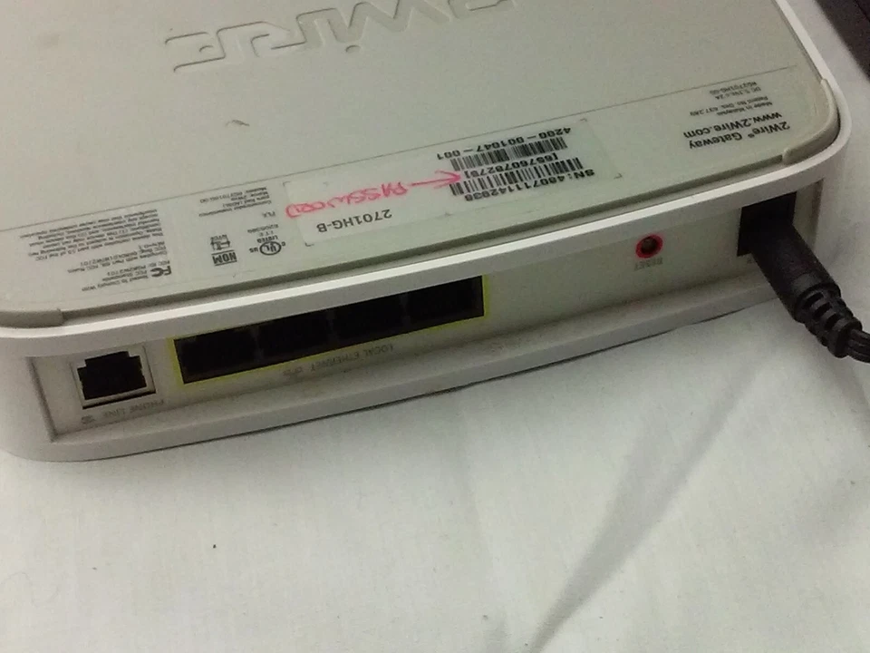 AT&T 2Wire 2701HG-B High Speed Internet DSL Wireless G Gateway Modem Router - Image 4 of 4