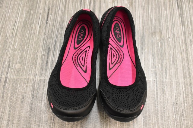 ryka sandra flat