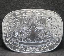 XD03156 VINTAGE 1970s FLORAL ARTWORK UNISEX FASHION SILVERTONE BELT BUCKLE