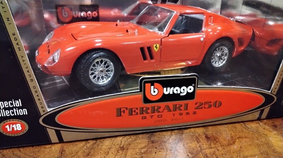 Burago 1:18 Ferrari 1962 GTO 250 Red Special Edition . New