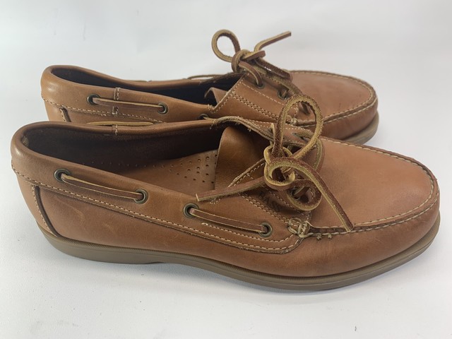 mens deck shoes size 9