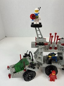 Lego Space 6952 Solar Power Transporter Complete Minifigures