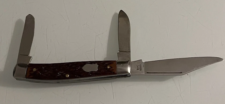 VINTAGE JIGGED BONE FULL SIZE STOCKMAN KNIFE JAPAN W/ Shield - Image 2 of 4