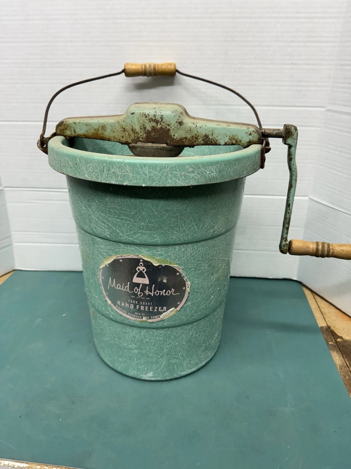 Vintage Maid Of Honor 6 Qt Ice Cream Maker Turquoise Fiberglass Handcranked