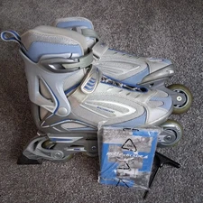 EUC Womens Rollerblades Spirit Blade Size 9 Comes w Instruction Book & Tools 