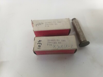 NOS TRACTOR PARTS 396130R2 PIN 2500, 966, 454, 2544, 574, 3488