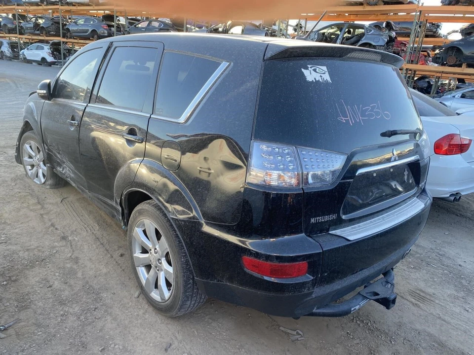 Used Front Left Door Window Regulator Front fits: 2010 Mitsubishi Outlander Fron - Image 3 of 4