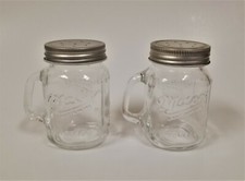 NEW MASON CRAFT CLEAR GLASS JAR + HANDLE SALT & PEPPER S,P SHAKER SET- BOX