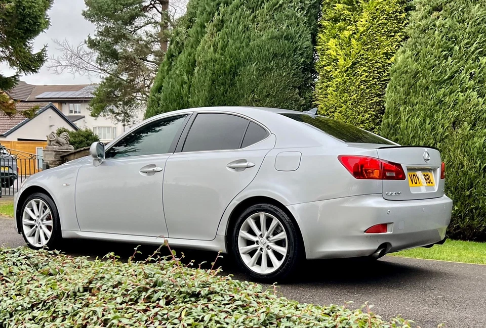 Lexus IS 250 4dr SE AUTOMATIC 2006-2013 2.5 PETROL 2WD - Image 4 of 4