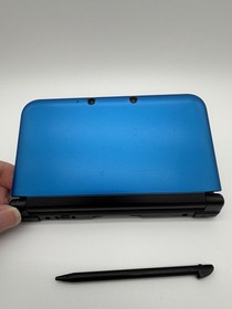 Nintendo 3DS XL Blue and Black With SD Card Working Tested USA