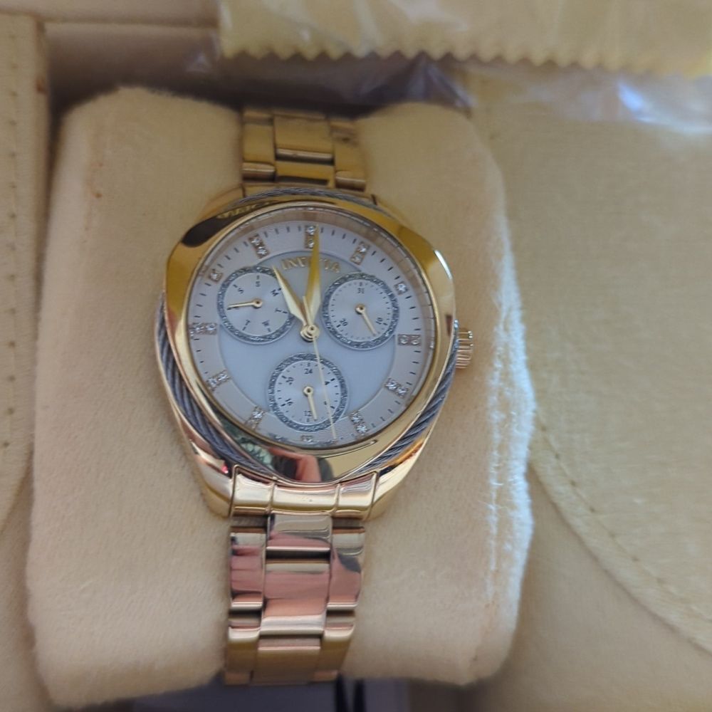 Invicta Bolt ladies watch 31996 | eBay display picture 3