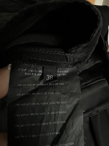 Pantalones PRADA ajustados ajustados mezcla de nailon negros IT 38 UK 6 - Imagen 11 de 14