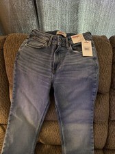 Wrangler Women's High Rise True Straight Leg Jeans