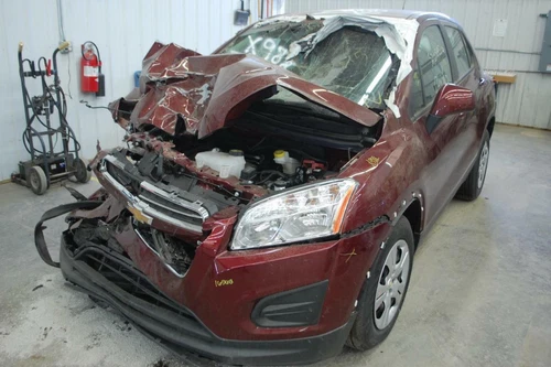 OEM Side View Door Mirror For Trax Left Blk-Text Mrn-Cvr Pwr Tested Gd