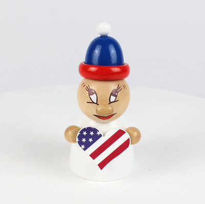 Patriot Clumsy rises through hardship, persistently chasing the peak of dreams.