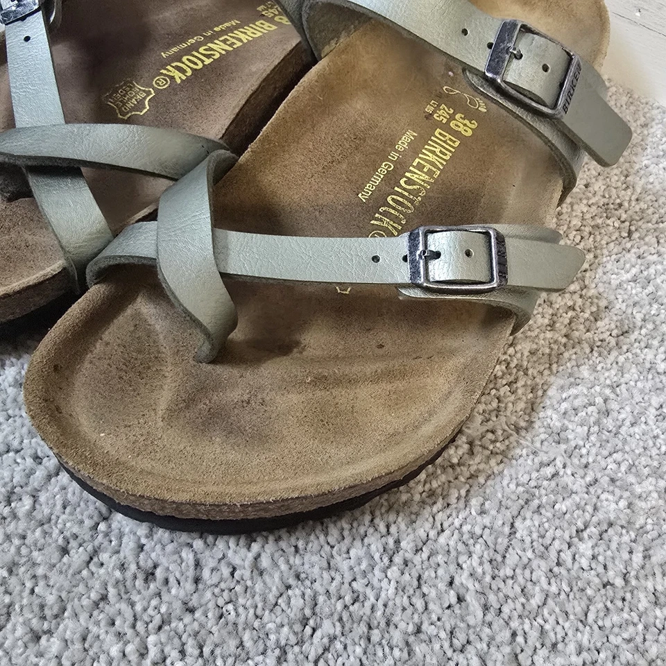 Sandalia Birkenstock Yara para mujer correa verde metálica estrecha talla 38 L7M5 vacaciones Foto 2 de 4
