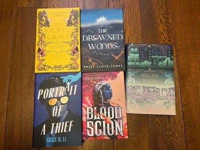 Fairyloot Fallen Stars by Imani Erriu SIGNED + FL & Illumicrate HB books