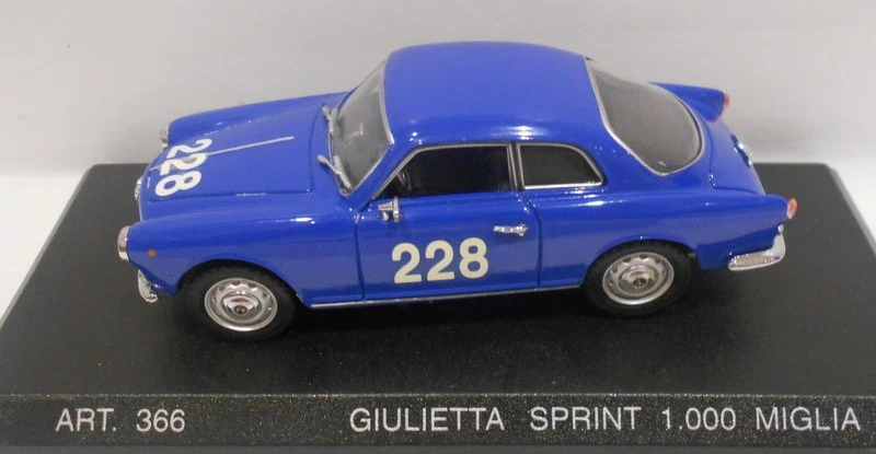 Corgi Detail 1/43 Scale - ART.366 ALFA ROMEO SPRINT 1960 1000 MIGLIA 49621 - Image 2 of 3