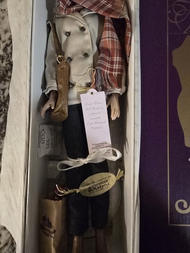 Tyler Wentworth ENGLAND EXCURSION DISPLAY DOLL~16" Tonner 2002 Outfit & Doll - Picture 8 of 24
