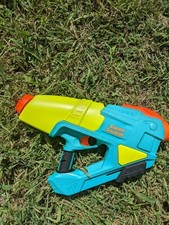 Super Soaker Water Gun AquaShock Secret Strike 2006 Hasbro Green Yellow