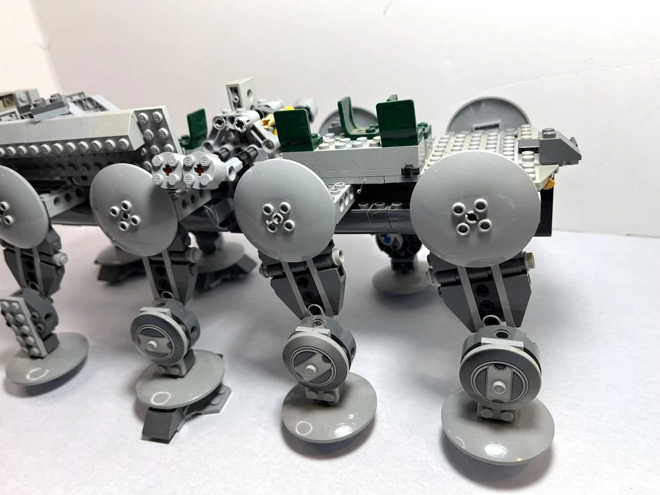 LEGO Star Wars AT - OT only from 10195 (2009) Retired Partial See desc - Image 4 of 4