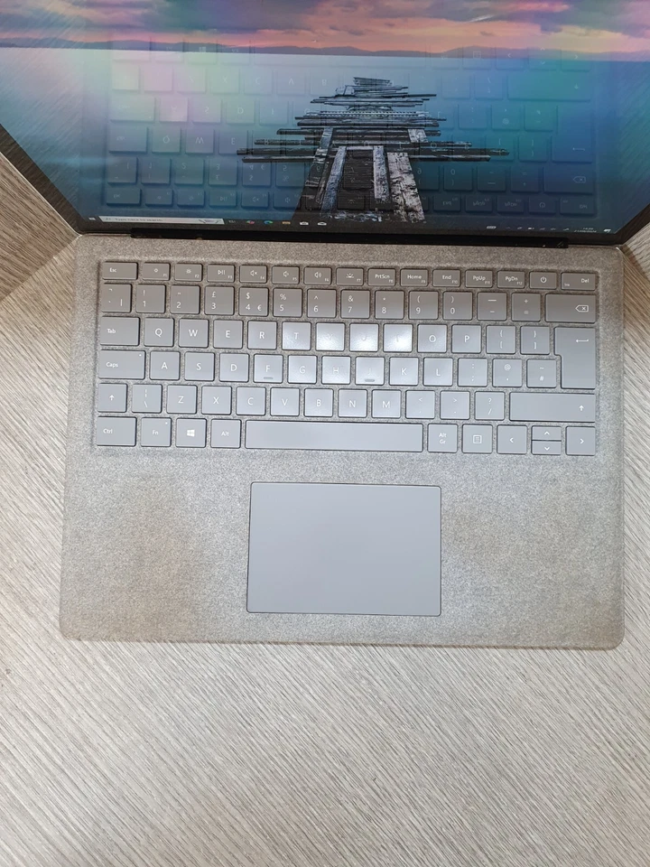 Microsoft Surface 2 13.5" i5-8350U @ 1.7GHz 8GB DDR3 256GB SSD Grade C EC2108 - Image 2 of 4