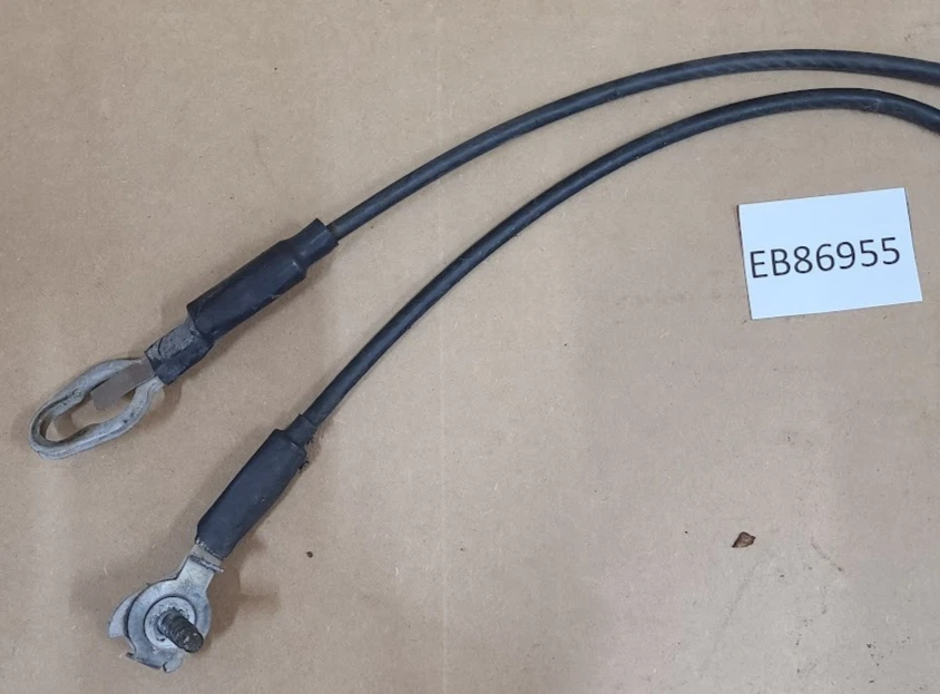 Cable de soporte para puerta trasera con perno OEM 2010-2018 Dodge RAM 2500 3500 Foto 2 de 4
