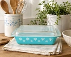 Vintage Snowflake Pyrex 575-B Turquoise Space Saver Casserole with Lid 2 Qt Blue