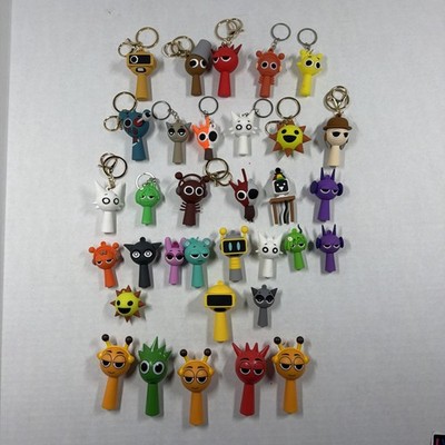 24 Sprunki Keychain lot, 14 With Clips, 14 Without. 5 Additional Not Keychains
