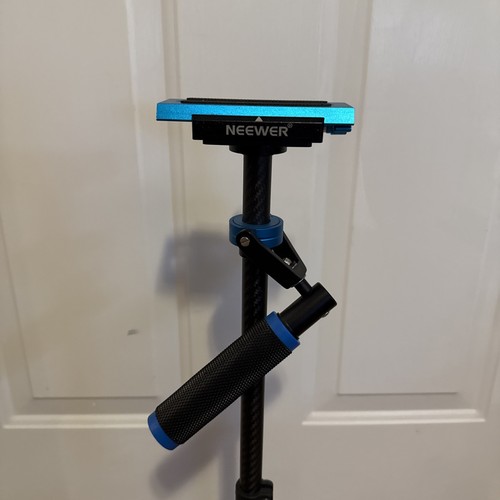 Neewer Carbon Fiber 24"/60cm Handheld Stabilizer for DSLR Video Camera - Picture 2 of 3