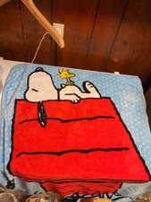 Snoopy Woodstock Throw Blanket Red Dog House 40x47"