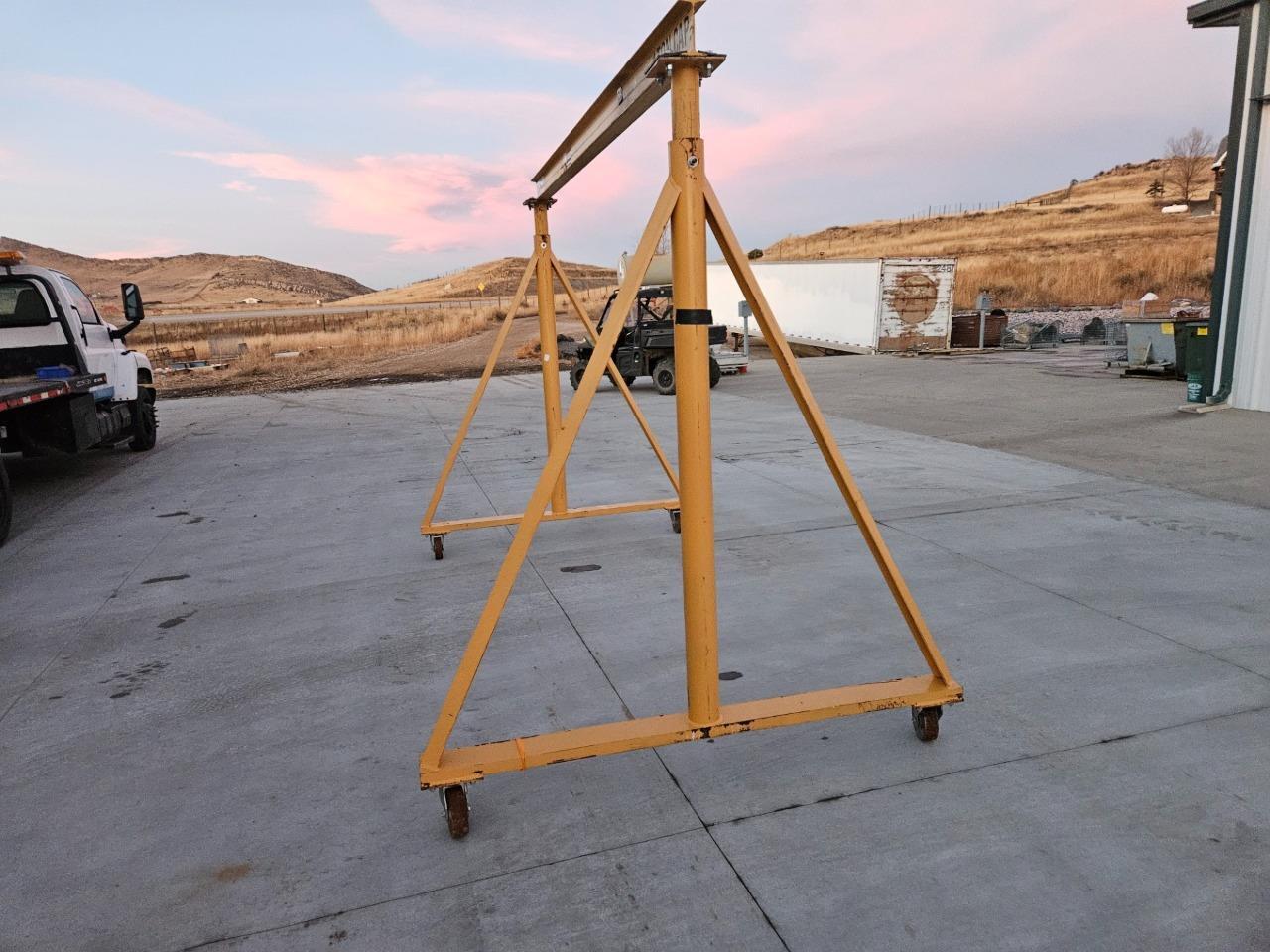 Caldwell K90112/10 Rolling Gantry Crane 1 Ton, Dayton 2GXH3A Chain