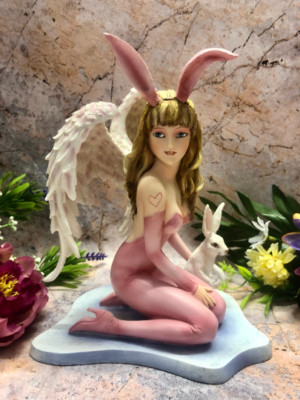 Pin Up Engel Dame und Hase Figur Fantasy Feen Figur Ostern Motiv Geschenk