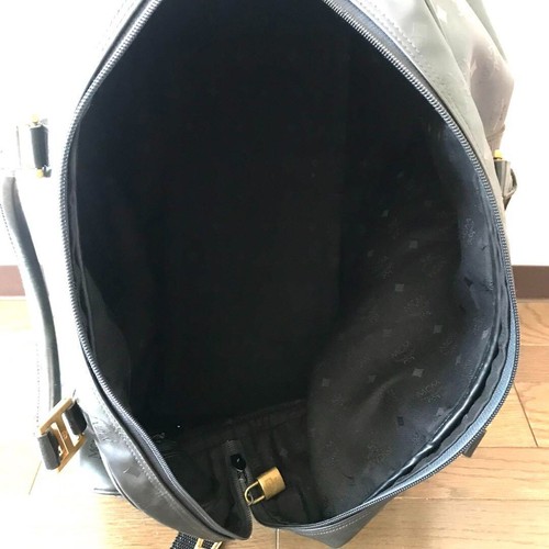 MCM Visetos Borsa a mano viaggio Boston nera logo oro donna con tracolla - Foto 10 di 10