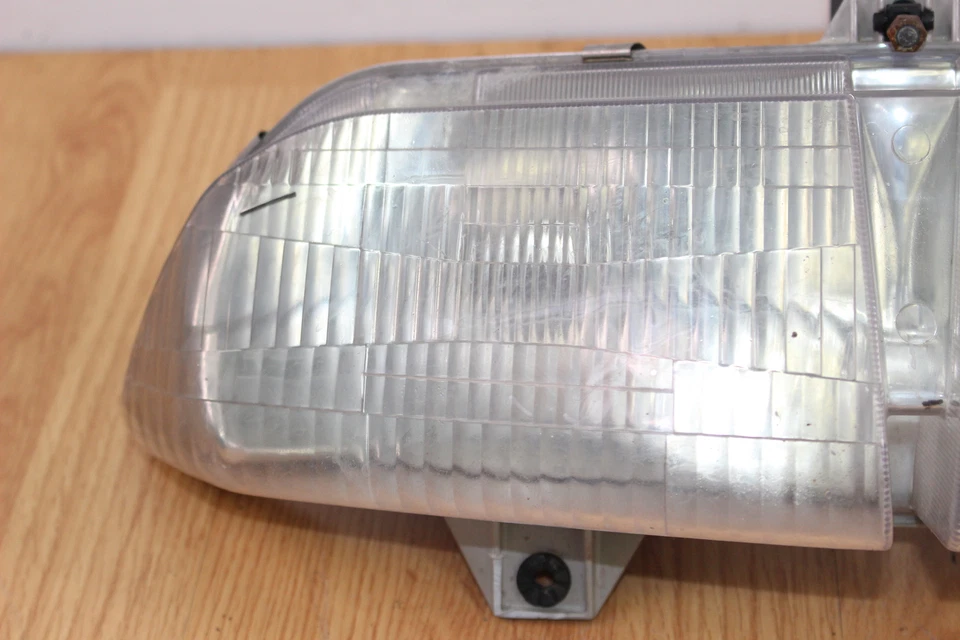 1996 POLARIS STORM SKS 800 Headlight - Image 2 of 4