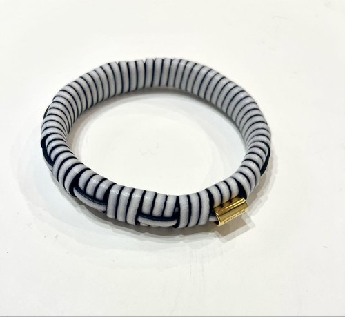 Extreme Loewe Woven Leather Bangle Bracelet Black And White Intrecciato - Picture 9 of 14