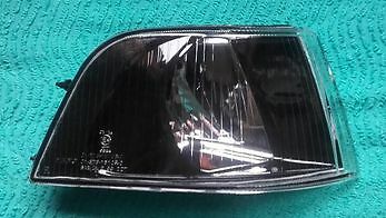 Clignotant avant droit fumé résout le problème de phare cassé Volvo S40