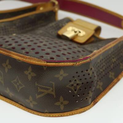 LOUIS VUITTON 2006 MUSETTE TAUPE MONOGRAM CHARM M95159 – AMORE