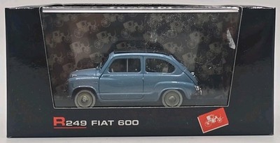 Brumm 1:43 scale 1956 Fiat 600 Transformabile - Chiusa - R249
